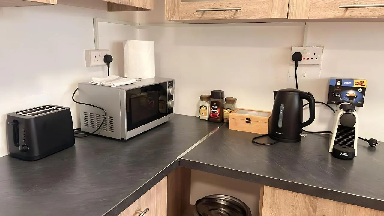 Unique City Hostel 100 Meters From Beach Larnaca
